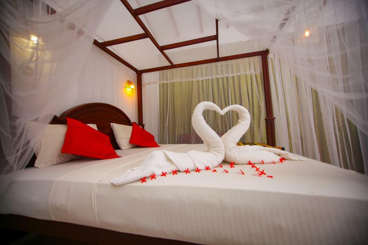 Lavendish Beach Resort Unawatuna Dış mekan fotoğraf