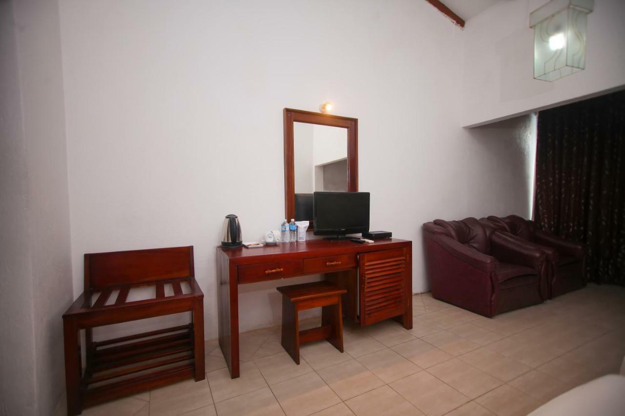 Lavendish Beach Resort Unawatuna Dış mekan fotoğraf