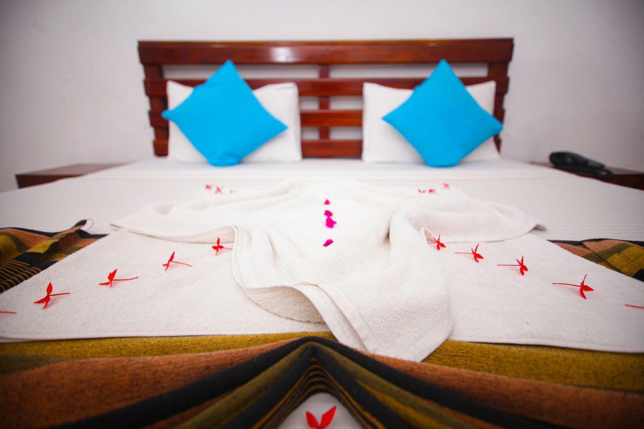 Lavendish Beach Resort Unawatuna Dış mekan fotoğraf
